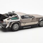 DeLorean DMC-12 Time Machine Back to the Future Hopea Sun Star 1:18 2711 - image 5 of 8