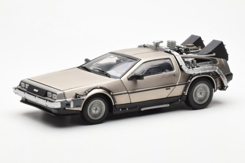 DeLorean DMC-12 Time Machine Back to the Future Hopea Sun Star 1:18 2711