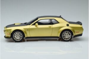 Dodge Challenger R/T Scat Pack Widebody 50-vuotisjuhla GT Spirit 1:18 GT411 Hartsi — kuva 3 / 6