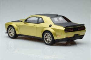 Dodge Challenger R/T Scat Pack Widebody 50-vuotisjuhla GT Spirit 1:18 GT411 Hartsi — kuva 5 / 6