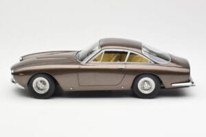 Ferrari 250 GT Lusso Ruskea Metallic KK-Scale 1:18 181023 Metalli — kuva 3 / 6