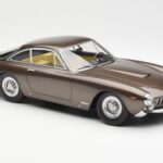 Ferrari 250 GT Lusso Ruskea Metallic KK-Scale 1:18 181023 - image 4 of 6