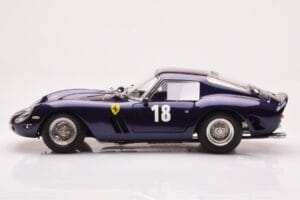 Ferrari 250 GTO Monterey Historic Races Laguna Seca 2004 CMC 1:18 M-255 Metalli — kuva 3 / 7