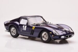 Ferrari 250 GTO Monterey Historic Races Laguna Seca 2004 CMC 1:18 M-255 Metalli — kuva 4 / 7