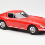 Ferrari 275 GTB Punainen CMR 1:18 CMR033 - image 4 of 6