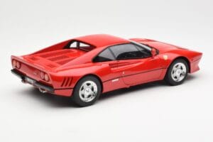 Ferrari 288 GTO Punainen GT Spirit 1:18 GT288 Hartsi — kuva 2 / 6