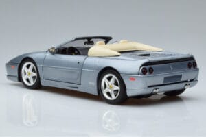 Ferrari F355 Spider Hot Wheels 1:18 23907 Metalli — kuva 6 / 7