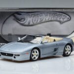 Ferrari F355 Spider Hot Wheels 1:18 23907 Metalli - image 7 of 7