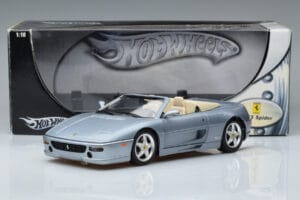 Ferrari F355 Spider Hot Wheels 1:18 23907 Metalli — kuva 7 / 7