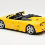 Ferrari F355 Spider Keltainen UT Models 1:18 - image 5 of 6