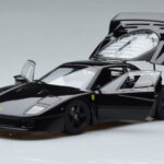 Ferrari F40 Lightweight Musta Kyosho 1:18 - image 2 of 12