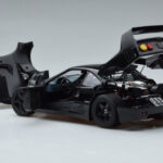 Ferrari F40 Lightweight Musta Kyosho 1:18 - image 6 of 12