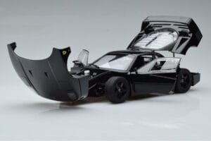 Ferrari F40 Lightweight Musta Kyosho 1:18 08412BK Metalli — kuva 9 / 12