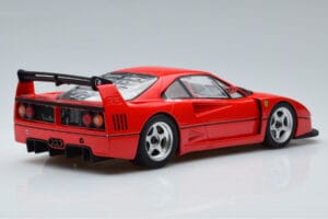 Ferrari F40 LM Punainen GT Spirit 1:18 GT388 Hartsi — kuva 2 / 6