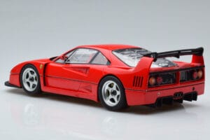 Ferrari F40 LM Punainen GT Spirit 1:18 GT388 Hartsi — kuva 5 / 6