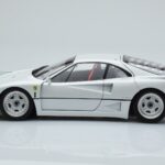 Ferrari F40 Helmenvalkea Kyosho 1:18 - image 4 of 8