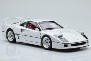Ferrari F40 Helmenvalkea Kyosho 1:18 08416PW-G Metalli — kuva 6 / 8