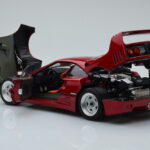 Ferrari F40 Punainen Metallic Asia Exclusive Kyosho 1:18 - image 6 of 14