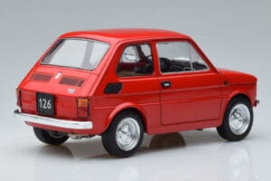 Fiat 126 Punainen MCG 1:18 MCG18323 Metalli — kuva 2 / 6