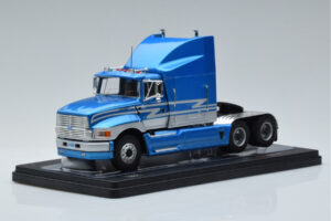 Ford Aeromax Sininen IXO 1:43 TR127