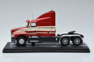 Ford Aeromax Punainen IXO 1:43 TR108 Metalli — kuva 3 / 6