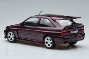 Ford Escort RS Cosworth Violetti Norev 1:18 182778 Metalli — kuva 5 / 6