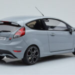 Ford Fiesta ST2000 Harmaa Otto 1:18 - image 2 of 6