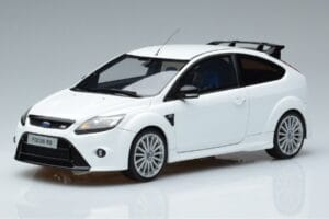 Ford Focus RS Mk2 Valkoinen Otto 1:18 OT977 Hartsi
