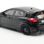 Ford Focus RS Mk3 Musta Otto 1:18 - image 5 of 8