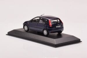 Ford Fusion Sininen Minichamps 1:43 403082205 Metalli — kuva 3 / 4