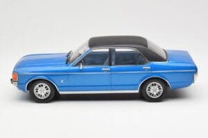 Ford Granada Mk1 Metallinen Sininen Matta Musta MCG 1:18 MCG18394 Metalli — kuva 3 / 6