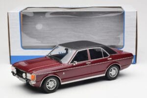 Ford Granada Mk1 Metallinen Tummanpunainen Matta Musta MCG 1:18 MCG18393 Metalli — kuva 6 / 6