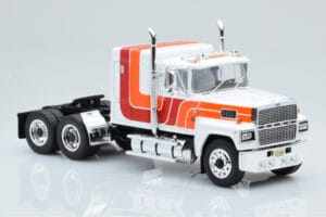 Ford LTL 9000 Valkoinen Punainen Oranssi IXO 1:43 TR094 Metalli — kuva 3 / 5