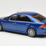 Ford Mondeo ST220 Performance Sininen Otto 1:18 OT448 - image 5 of 6