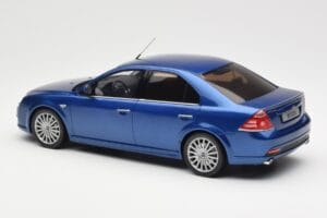 Ford Mondeo ST220 Performance Sininen Otto 1:18 OT448 Hartsi — kuva 5 / 6