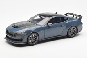 Ford Mustang Dark Horse Vapor Sininen Metallic GT Spirit 1:18 GT454