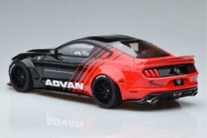 Ford Mustang S550 LB Works Liberty Walk Advan GT Spirit 1:18 KJ035 Hartsi — kuva 5 / 6