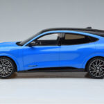 Ford Mustang Mach-E GT Performance Sininen Otto 1:18 OT414 Hartsi - image 3 of 6