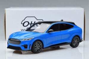 Ford Mustang Mach-E GT Performance Sininen Otto 1:18 OT414 Hartsi — kuva 6 / 6