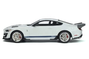 Ford Mustang Shelby GT500 S550 Dragon Snake Valkoinen GT Spirit 1:18 GT306 Hartsi — kuva 3 / 5