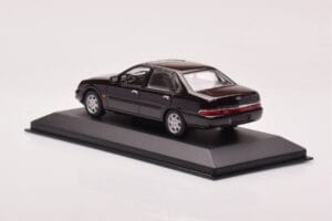 Ford Scorpio Musta Minichamps 1:43 430084001 Metalli — kuva 3 / 4