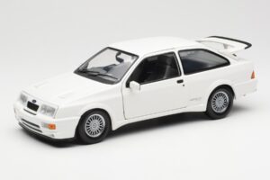 Ford Sierra RS RHD Valkoinen Minichamps 1:18