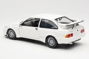 Ford Sierra RS RHD Valkoinen Minichamps 1:18 150084070 Metalli — kuva 7 / 8