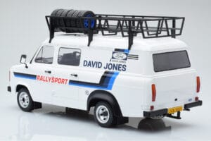 Ford Transit Mk2 Van Team David Jones Rally Assistance IXO 1:18 18RMC033XE Metalli — kuva 5 / 6