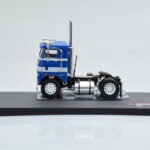 Freightliner COE Sininen Valkoinen IXO 1:43 - image 2 of 4
