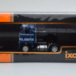 Freightliner COE Sininen Valkoinen IXO 1:43 - image 4 of 4