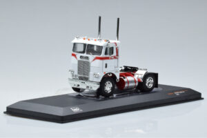 Freightliner COE Valkoinen IXO 1:43 TR128