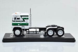 Freightliner FLA Valkoinen Vihreä IXO 1:43 TR149 Metalli — kuva 2 / 4