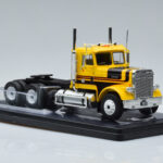 Freightliner FLC120 64T Keltainen IXO 1:43 TR116 - image 4 of 6