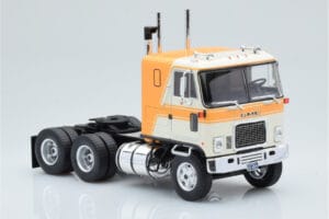 GMC Astro 95 Beige Valkoinen IXO 1:43 TR167 Metalli — kuva 3 / 5